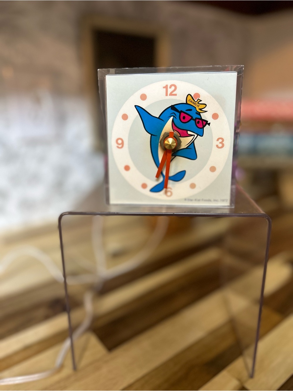 1970s Charlie Tuna Vintage Cube Clock (motor runs but doesn’t keep time)